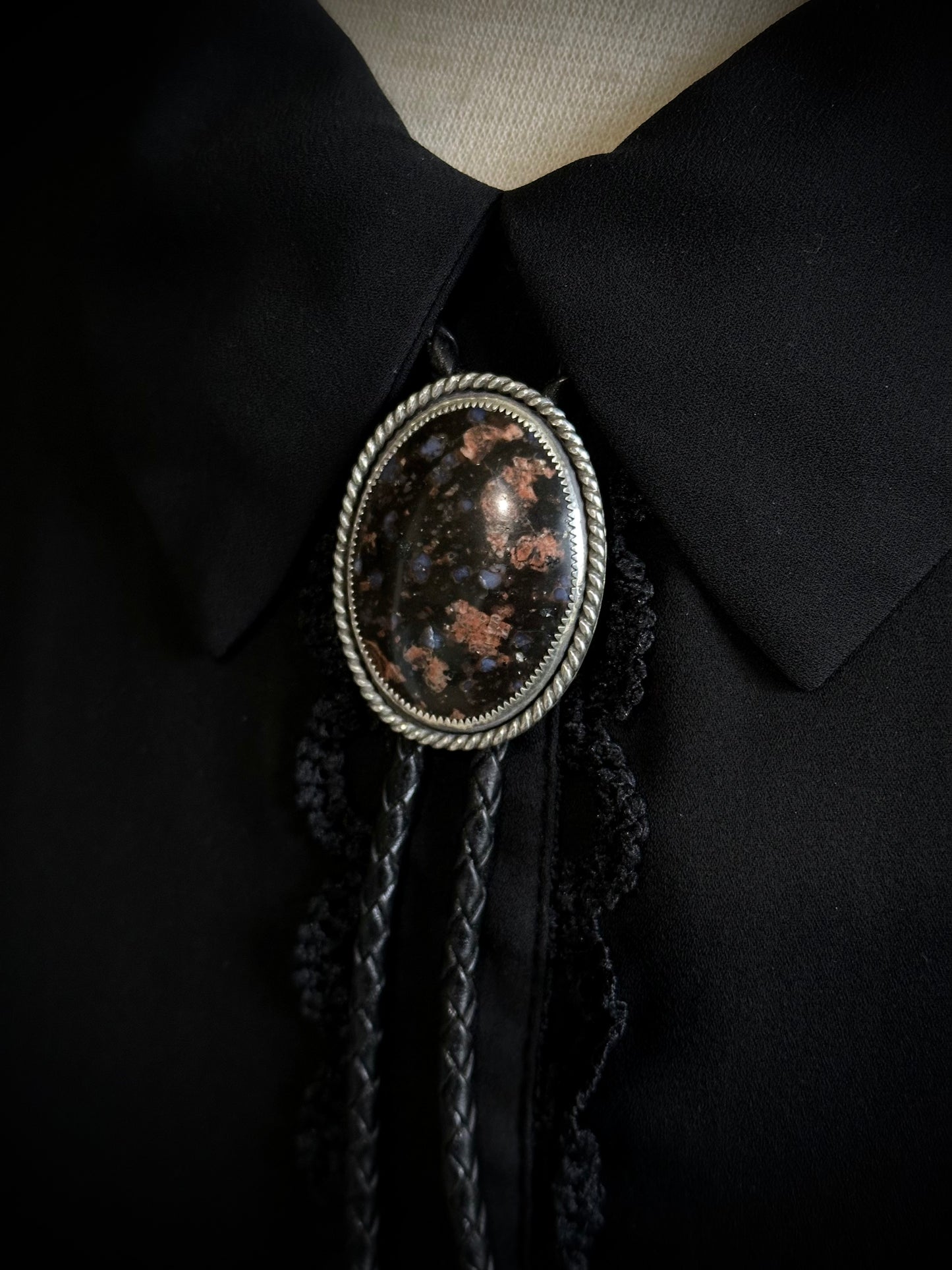 Bolo tie