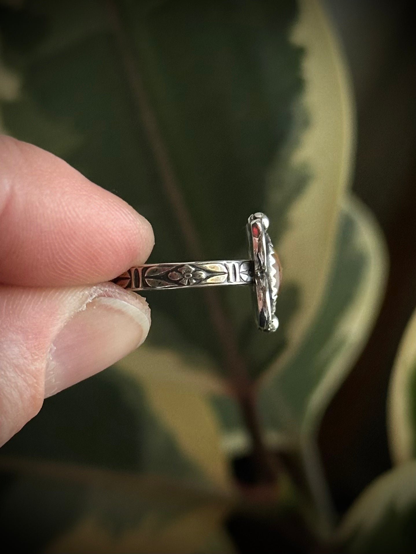 Tigers Eye Flower Ring